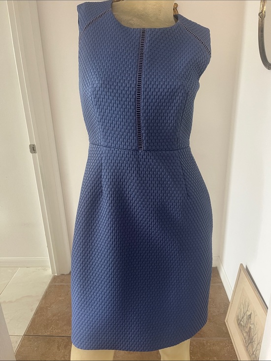 J. Crew Dresses & Skirts - Stunning J. Crew Textured Blue Sheath Dress